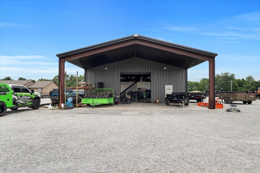 More Photos Of 538 Industrial Pk Acc rd, Trumann Flex For Lease