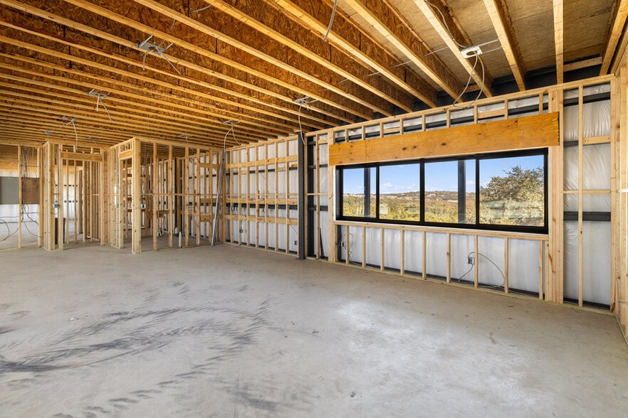 More Photos Of 451 Farrell Rd, Dripping Springs Light Distribution For Sale