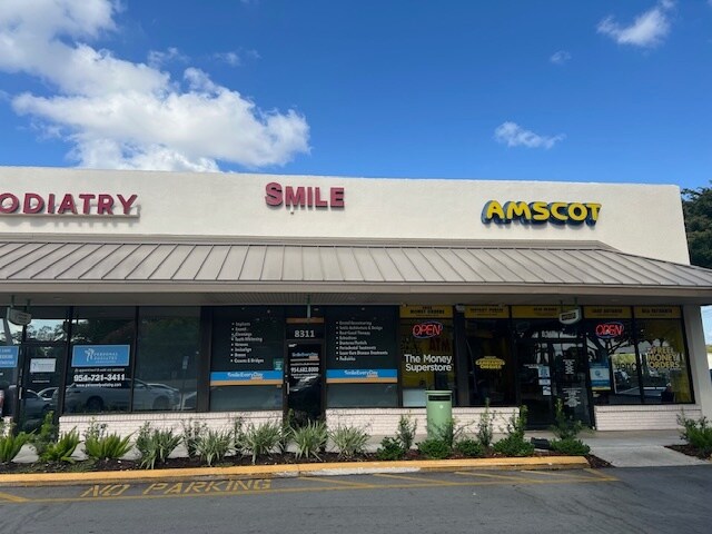 More Photos Of 8129-8375 NW 88th Ave, Tamarac General Retail For Lease