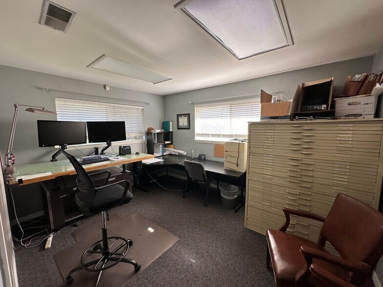 More Photos Of 19609 Wied Rd, Spring Office For Sale