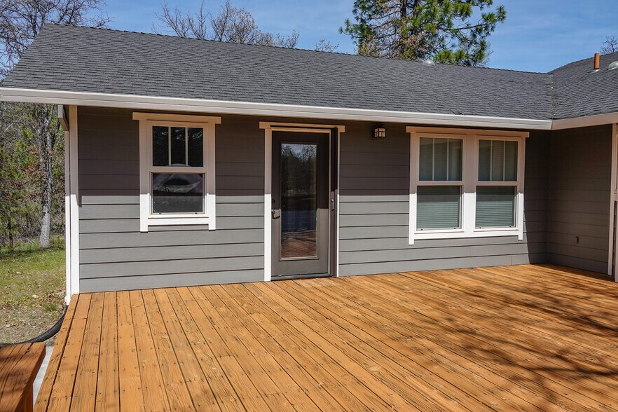 More Photos Of 2003 Kidder Creek Rd, Greenview Land For Sale