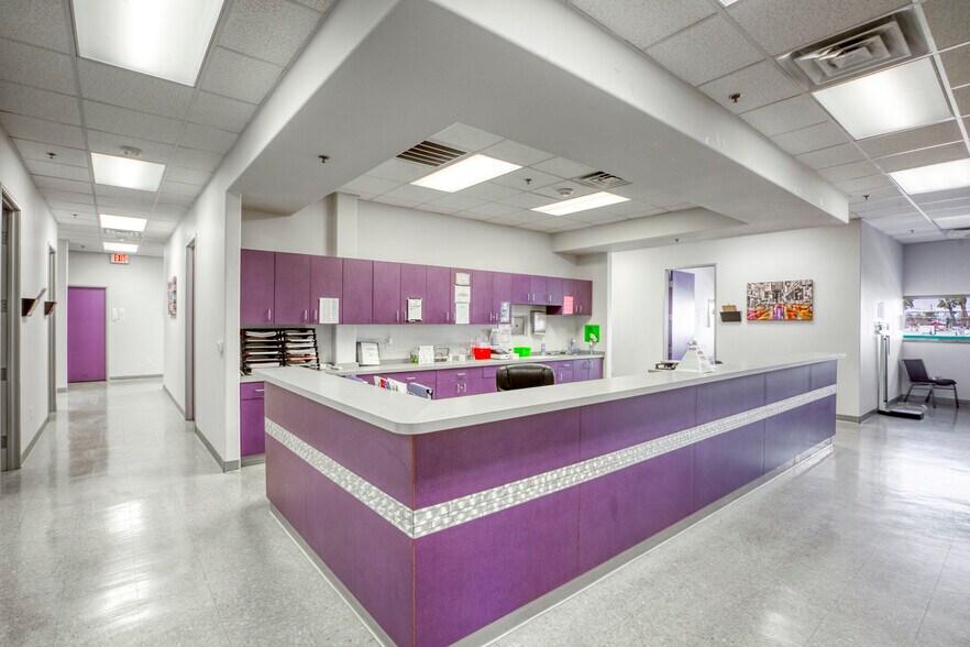 More Photos Of 921 S Las Vegas Blvd, Las Vegas Office For Sale