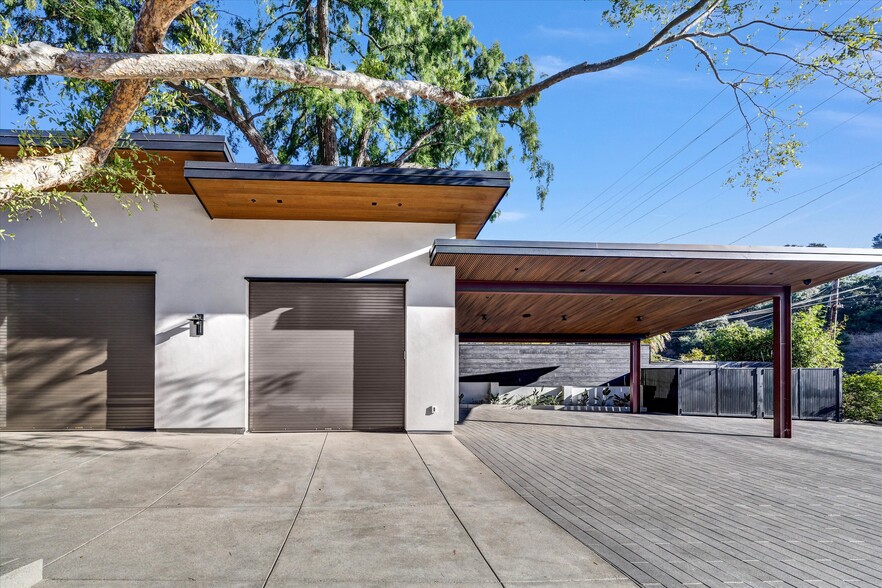 More Photos Of 21024 Laguna Canyon Rd, Laguna Beach Storefront Retail Residential For Lease