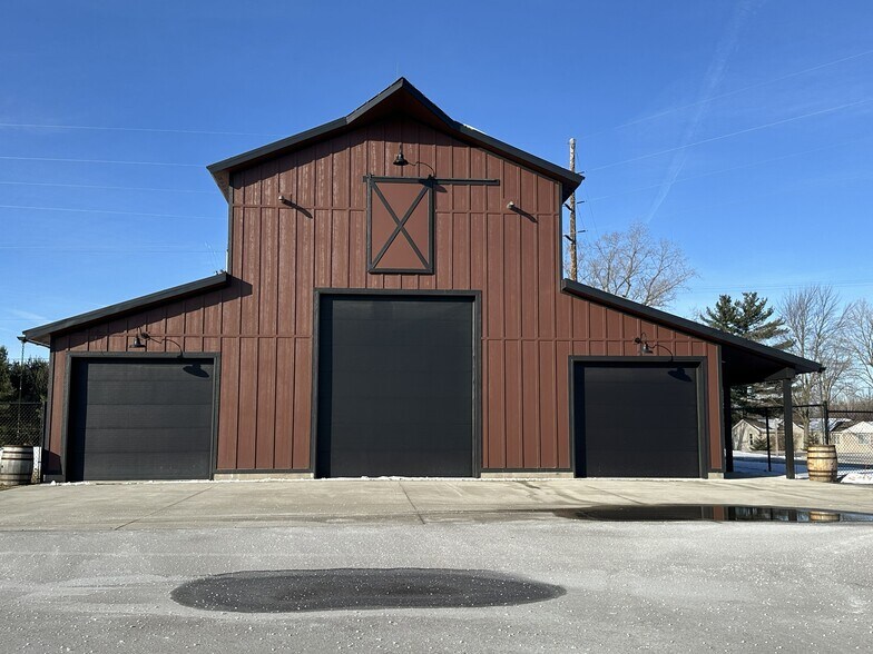 Primary Photo Of 11191 Torrey Rd, Fenton Self Storage For Lease
