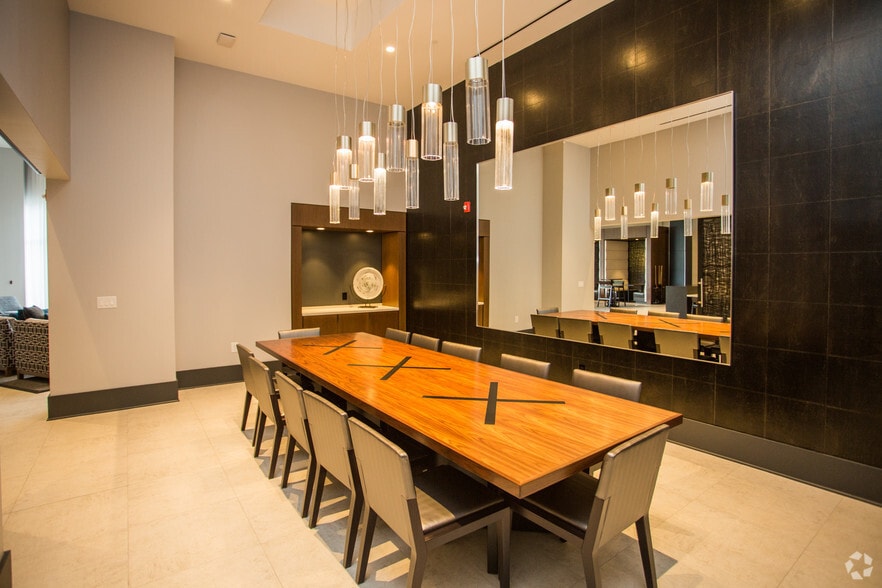 More Photos Of 8010 Gramercy Blvd, Rockville Apartments For Lease