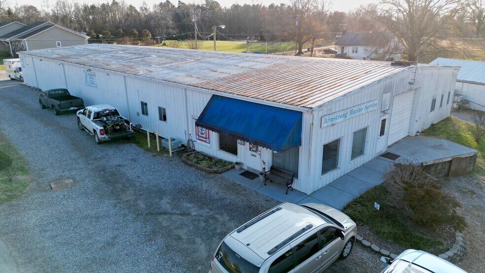 More Photos Of 477 Lytton St, Troutman Manufacturing For Sale