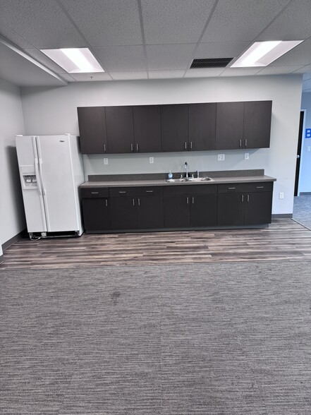 More Photos Of 2-10 S Patterson Blvd, Dayton Office For Lease