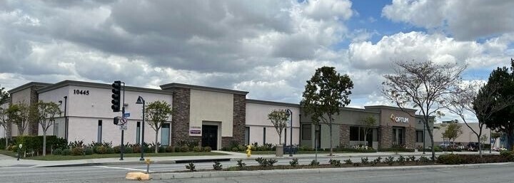 Primary Photo Of 10441-10445 Lakewood Blvd, Downey Office For Lease