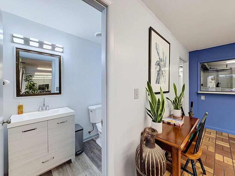 More Photos Of 5321 Grand Blvd, New Port Richey Medical For Sale