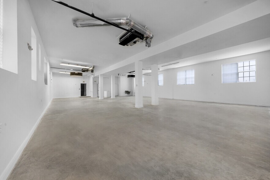 More Photos Of 727 Collins Ave, Miami Beach Apartments For Sale