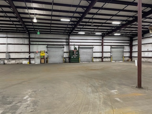 More Photos Of 9800 I 65 Service Rd S, Creola Warehouse For Lease