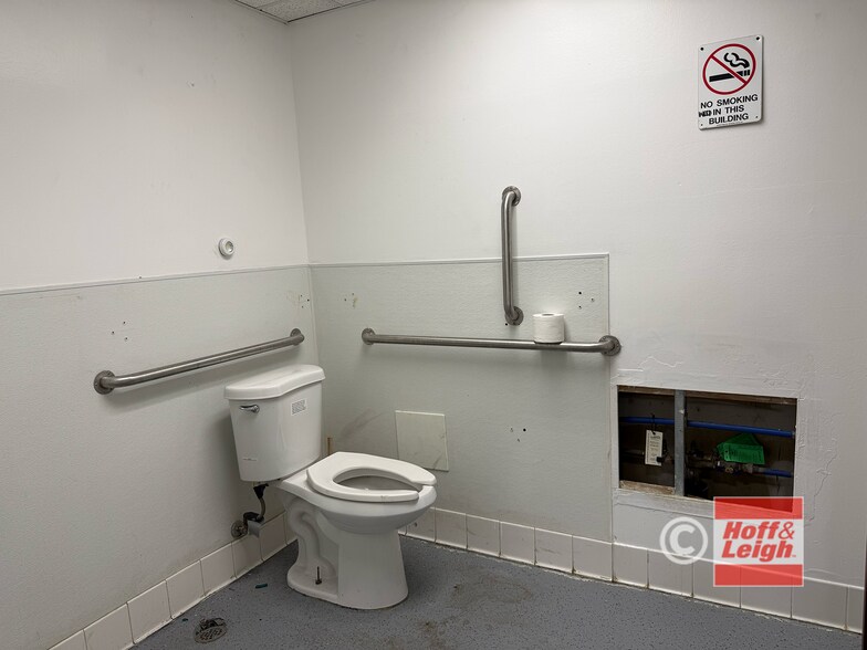 More Photos Of 1100 S Kalamath St, Denver Warehouse For Lease