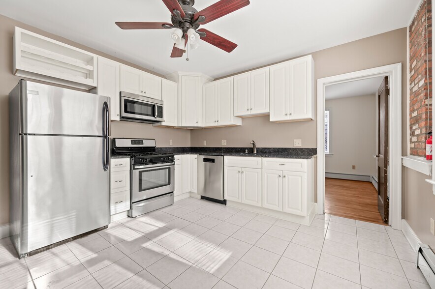 More Photos Of 171 Chestnut St, New Haven Multifamily For Sale