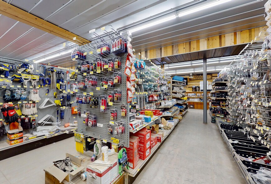 More Photos Of 165 Nebraska St, Sterling General Retail For Sale