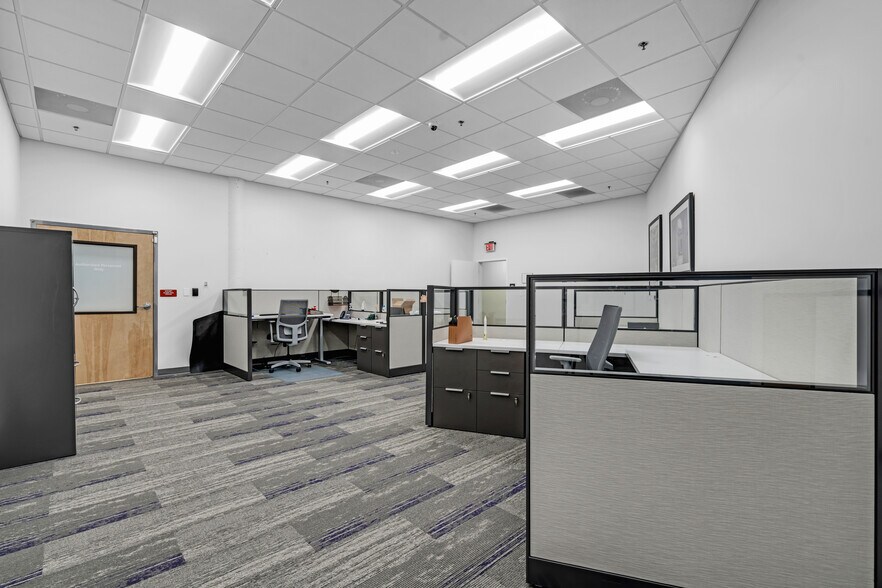 More Photos Of 13801 SW 119th Ave, Miami Warehouse For Lease