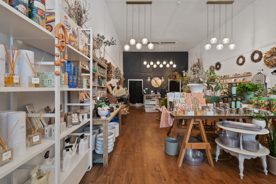 More Photos Of 106 W J St, Benicia Office For Sale