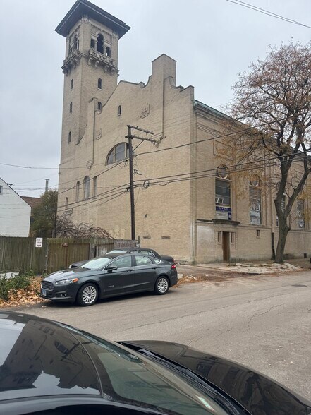 More Photos Of 5001 S Hermitage Ave, Chicago Religious Facility For Sale