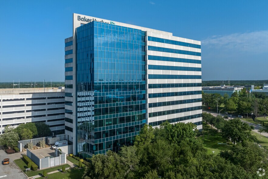 More Photos Of 575 N Dairy Ashford Rd, Houston Office For Sale