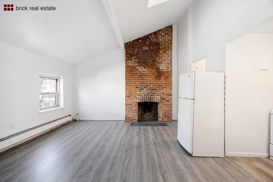 More Photos Of 65 Atlantic Ave, Brooklyn Apartments For Sale