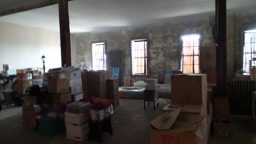 More Photos Of 102 Saint Joseph Ave, Brewton Storefront Retail Residential For Sale