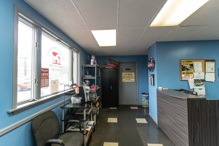 More Photos Of 8685 Torresdale Ave, Philadelphia Auto Repair For Sale