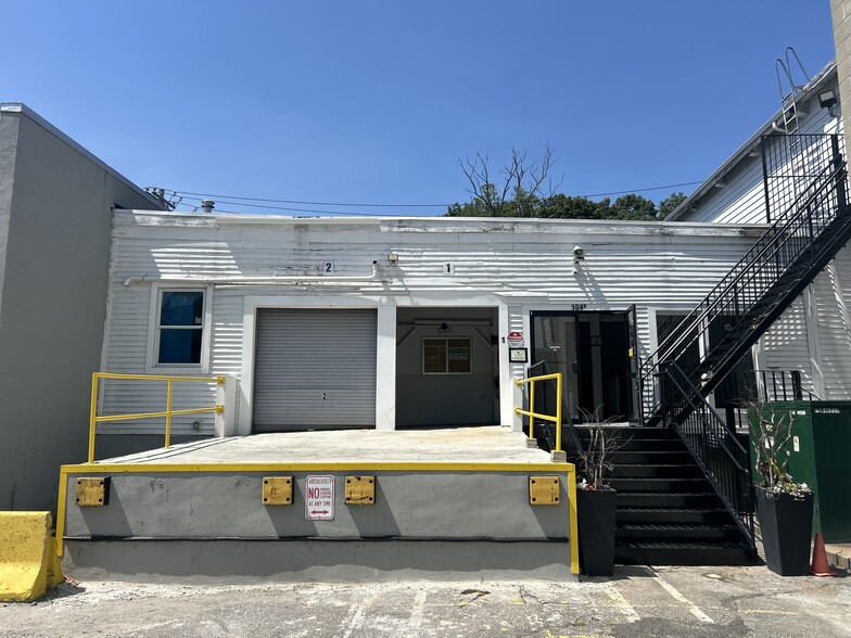 More Photos Of 100 Business St, Hyde Park Unknown For Lease