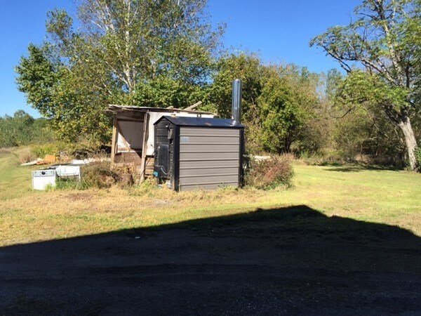 More Photos Of 2940 Cambria Rd, Hillsdale Apartments For Sale