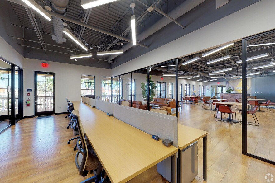 More Photos Of 2000 PGA Blvd, Palm Beach Gardens Coworking Space