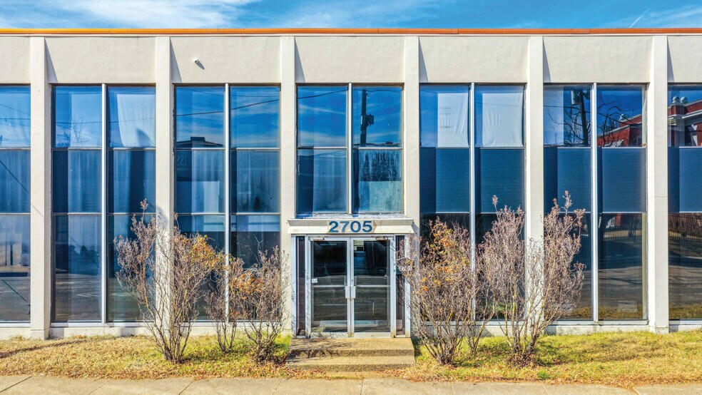 More Photos Of 2705 Swiss Ave, Dallas Loft Creative Space For Sale