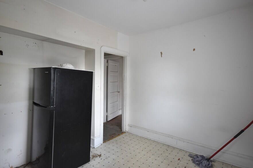 More Photos Of 309 White Horse Pike, Haddon Heights Office For Sale