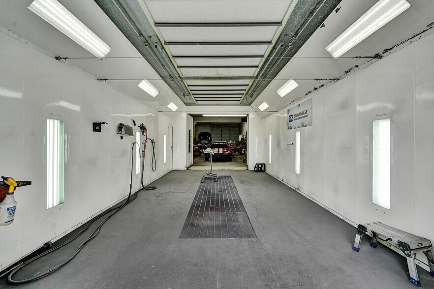 More Photos Of 121 SE 1st Ave, Dania Beach Auto Repair For Sale