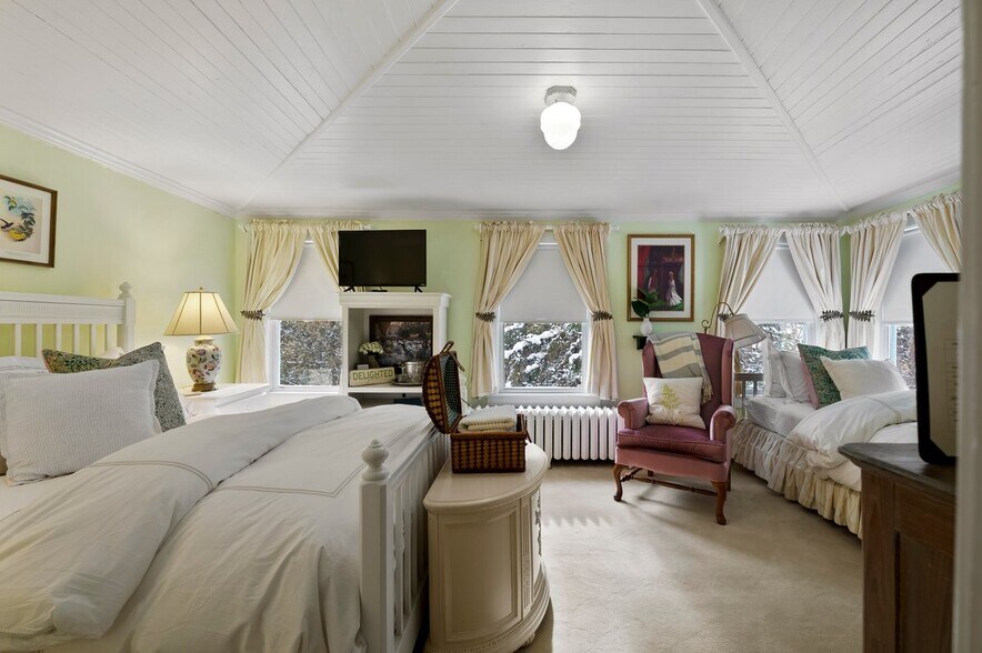 More Photos Of 39 Interlaken Ave, Lake Placid Hotel For Sale