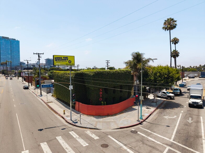 More Photos Of 5830 Adams Blvd, Culver City Showroom For Sale