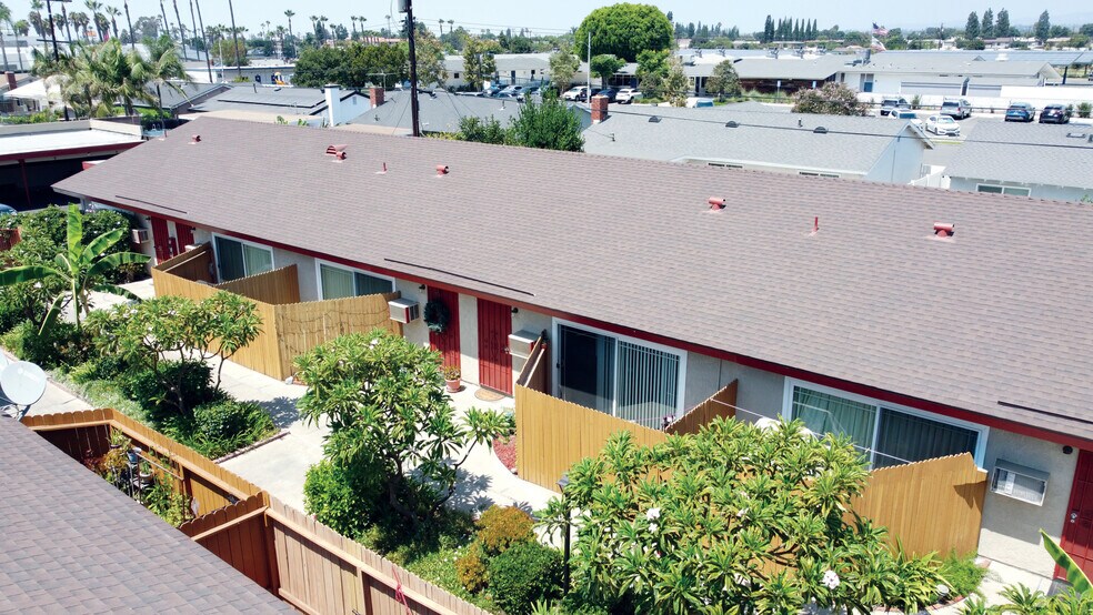 More Photos Of 6851 Dale St, Buena Park Multifamily For Sale