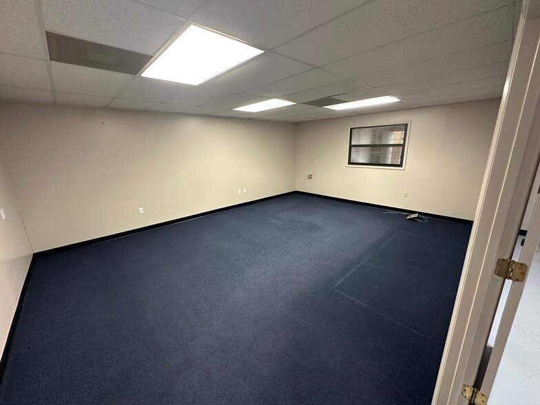 More Photos Of 2431 Destiny Way, Odessa Manufacturing For Lease