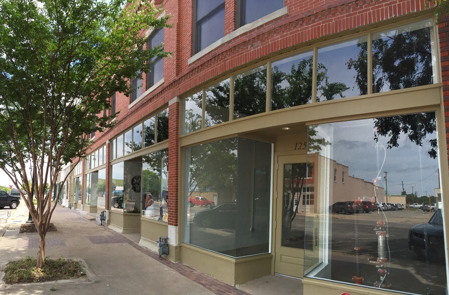 More Photos Of 119-125 W 2nd St, Bartlesville Apartments For Lease