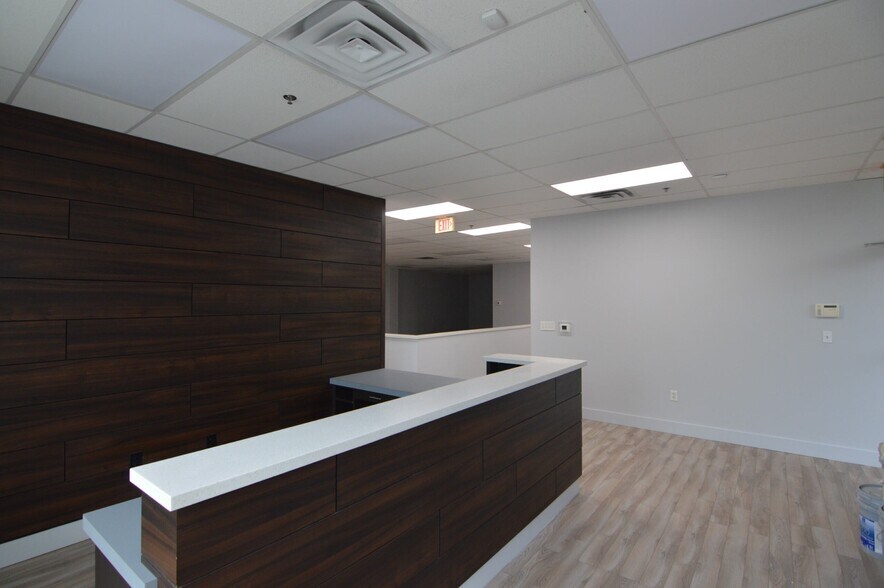 More Photos Of 5850 Corridor Pky, Schertz Warehouse For Lease