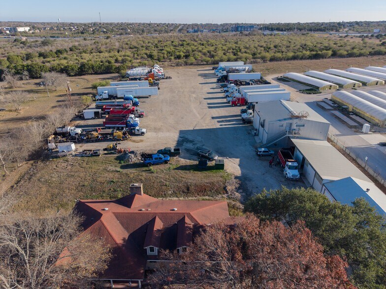 More Photos Of 7765 Fm 482, New Braunfels Office For Lease