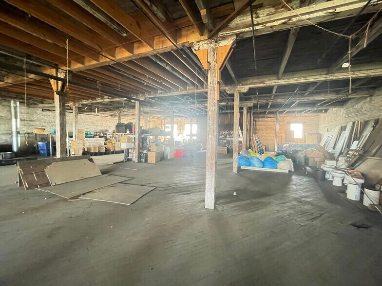More Photos Of 316 Peters St SW, Atlanta Warehouse For Sale