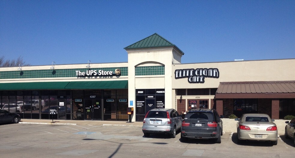 More Photos Of 4201-4291 Belt Line Rd, Addison Restaurant For Lease