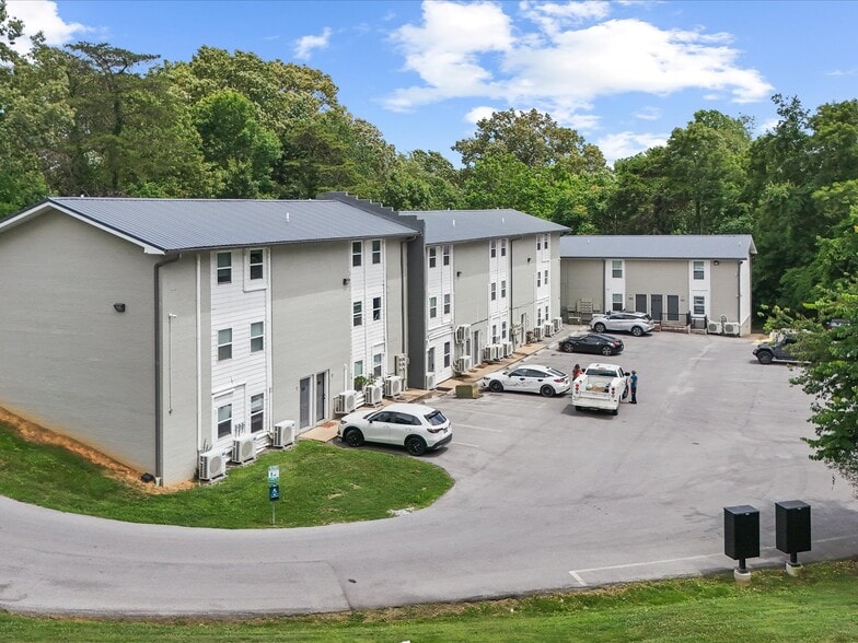 More Photos Of 112 Becky Dr, Greeneville Apartments For Sale