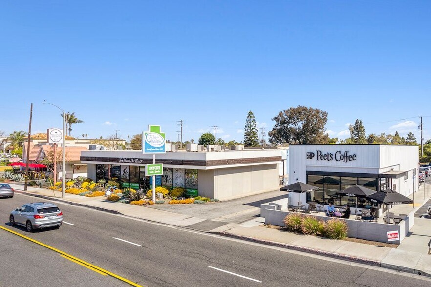 More Photos Of 420 E 17th St, Costa Mesa Freestanding For Lease