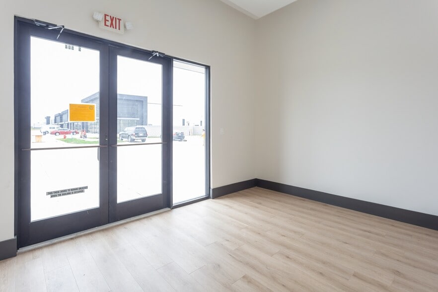 More Photos Of 2703 N Mason Rd, Katy Medical For Sale