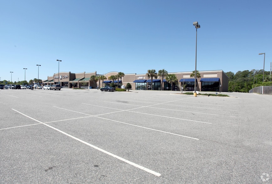More Photos Of 1341-1401 N Lake Park Blvd, Carolina Beach Unknown For Lease