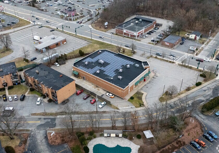 More Photos Of 472 Lincoln St, Worcester Drugstore For Lease