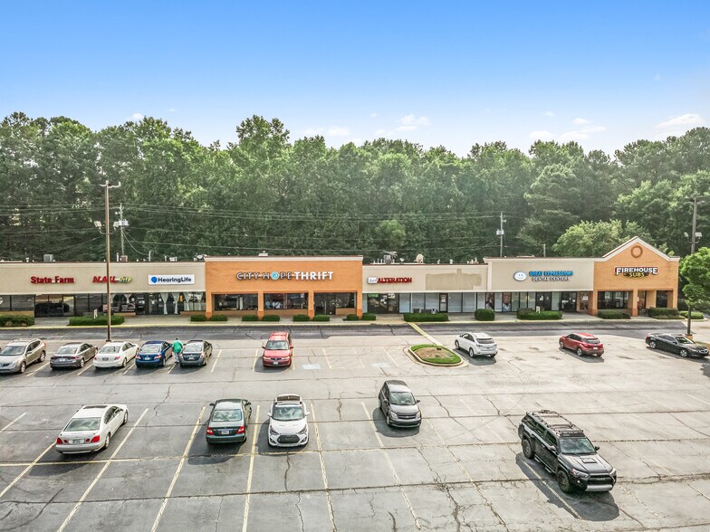 More Photos Of 4155 Lawrenceville Hwy, Lilburn Unknown For Lease