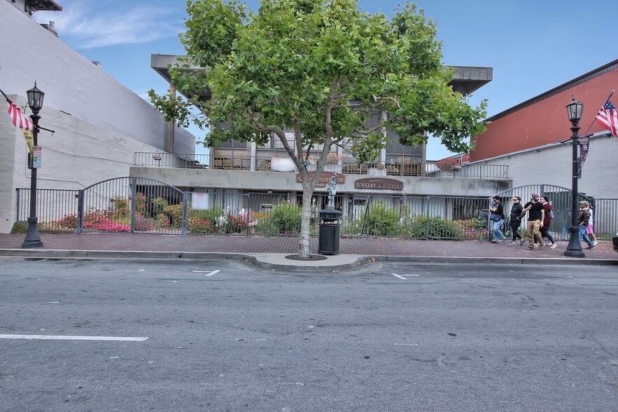 More Photos Of 449 Alvarado St, Monterey General Retail For Sale