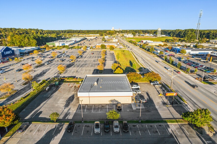 More Photos Of 1280 Armory Dr, Franklin Freestanding For Sale