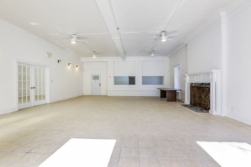 More Photos Of 140 E Hanover St, Trenton Schools For Sale