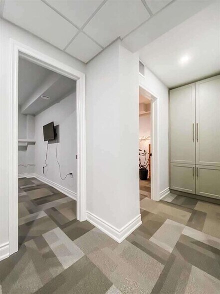 More Photos Of 388 Queen St E, Toronto Storefront Retail Office For Sale